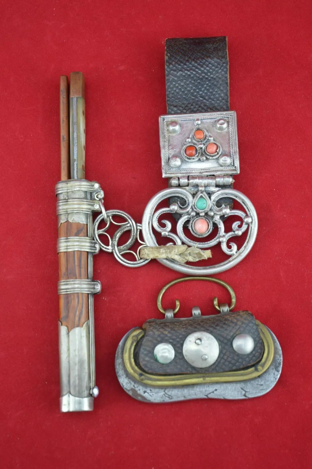 让文物说话传统生产生活用品①蒙古刀