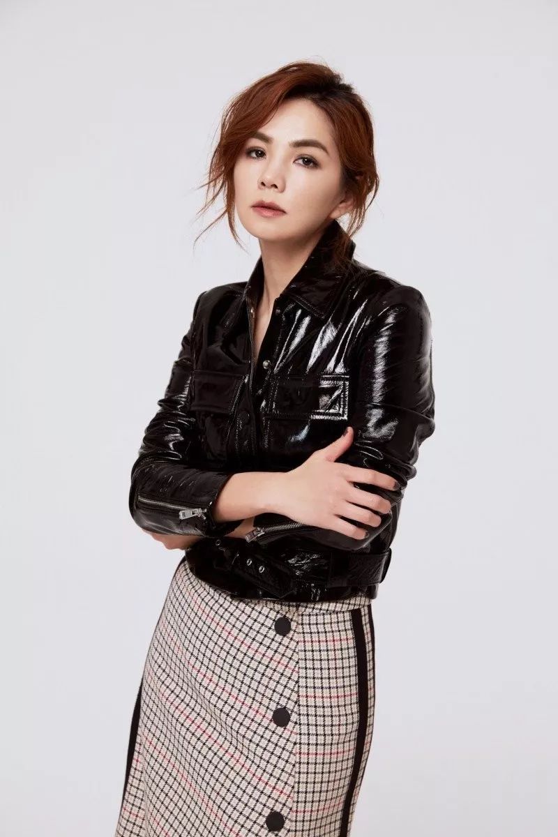 she18周年不合体却没人怀疑她们的姐妹情