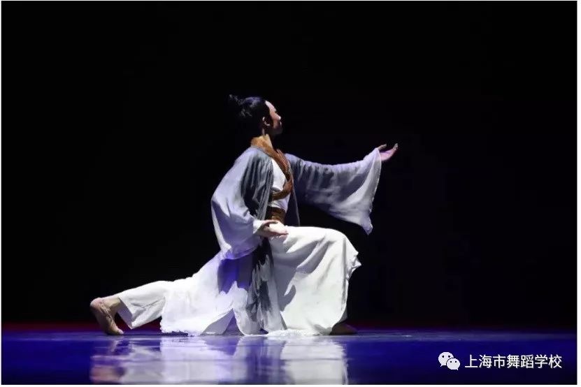 《狂歌行》作曲: 秦洪宇 编导: 欧思维指导教师: 薛晨礽,宁治,张晶