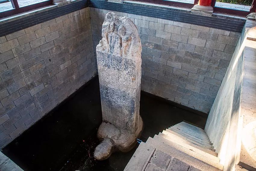 您知道老子故里在哪里吗?随着镜头到太清宫,明道宫听讲老子故事