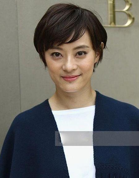 外媒镜头下中国女星变了样,许晴李小冉属于自然美差距最小的 _照片