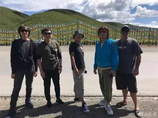 这个乐队就是伍佰&china blue.