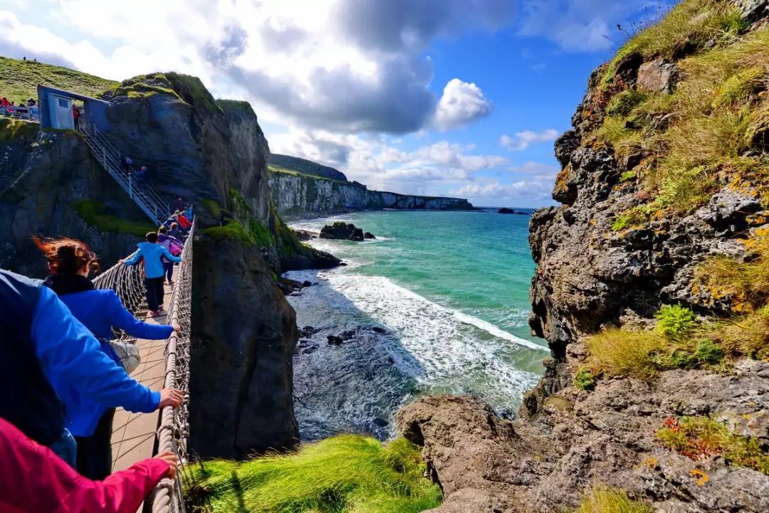 美丽的外表有趣的灵魂丨这个夏天不可错过的英国四大海边玩水时间到