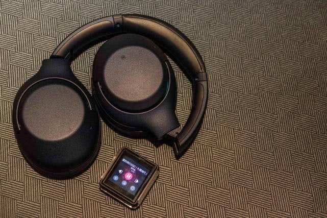 值得入手的便携蓝牙音乐播放器飞傲m5深度体验