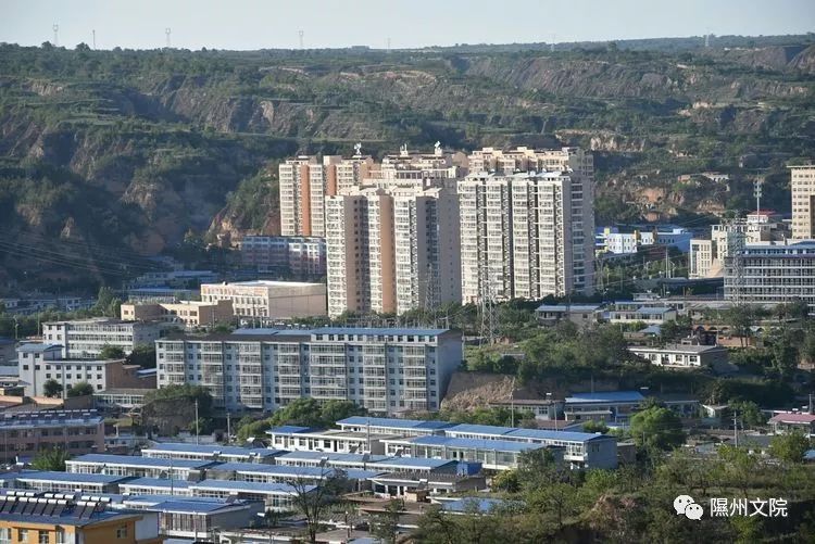 近年来,隰县变化巨大,从县城住房可以看出,老百姓的生活越来越好.