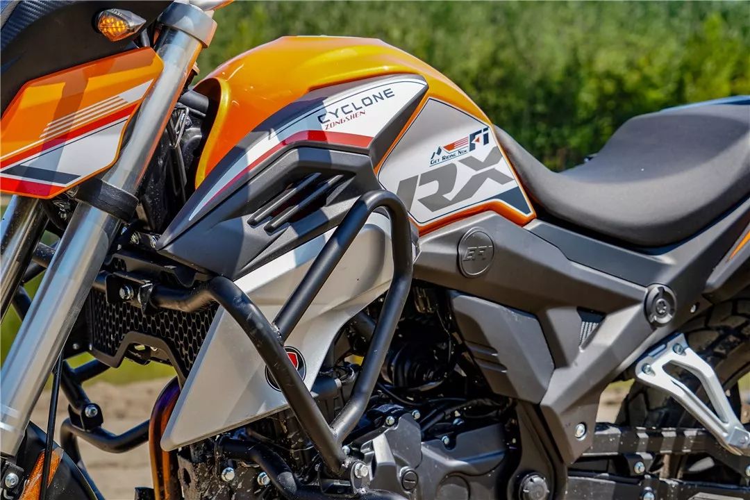 愤怒的小鸟试驾全新宗申rx1s拉力车