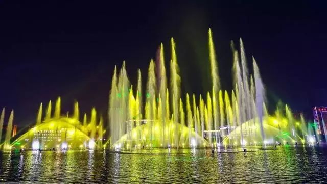 洛阳夜景有多美千年皇宫皇家园林现代亚洲最大音乐喷泉
