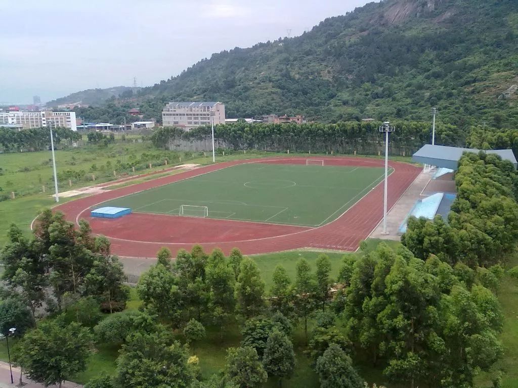 第五弹学生娱乐新华都商学院