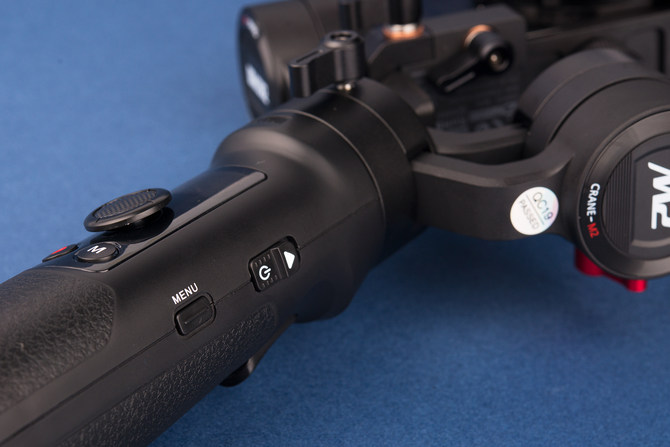 轻巧便携vlog博主新工具智云云鹤m2评测