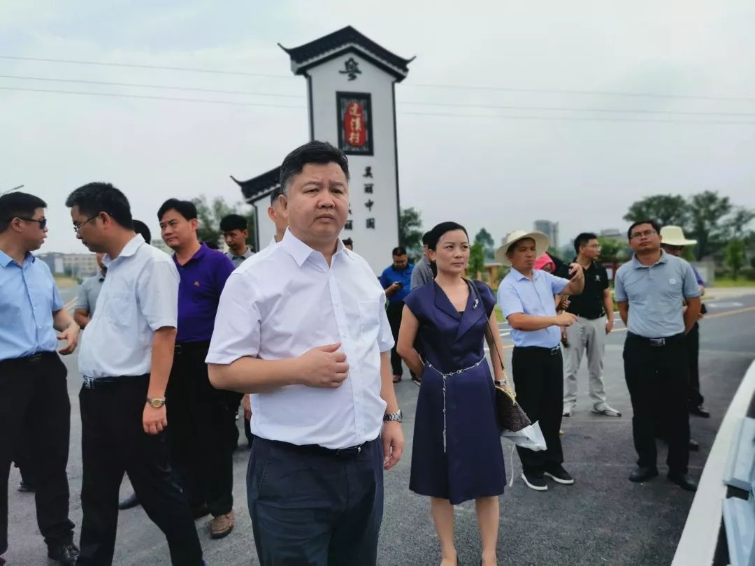 头条走出山门取经问道我县党政考察团赴广东省韶关市翁源县参观考察