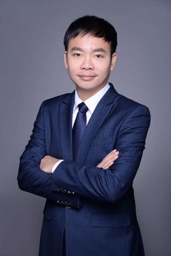 嘉宾简介讲座嘉宾:刘康苗地点:义乌市图书馆(宗泽东路35号)一楼报告厅