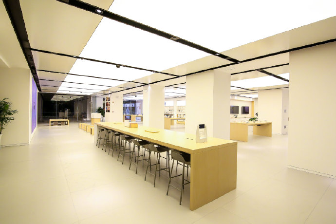 西北首家华为授权体验店plus正式开业落户西安