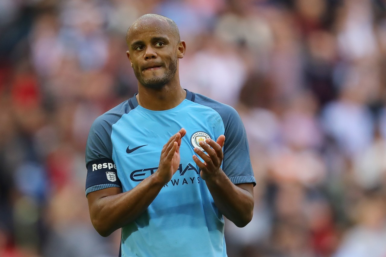 当转会窗口重新开启后曼城将支付巴萨6000万欧来加强关键位置