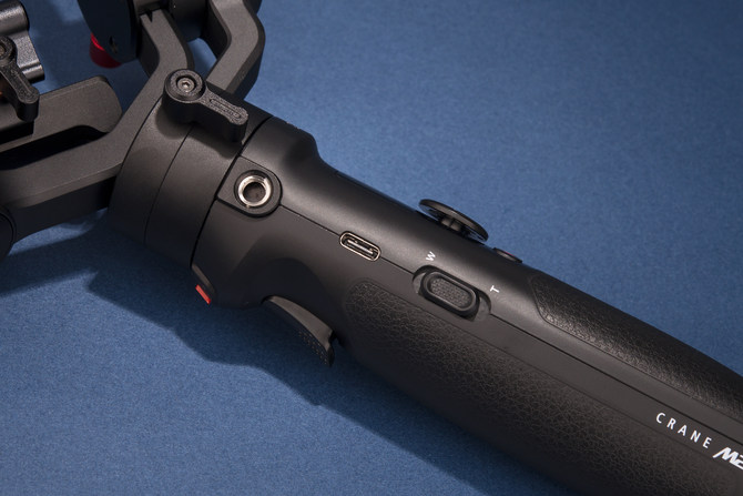 轻巧便携vlog博主新工具智云云鹤m2评测