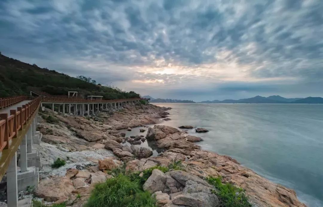 大亚湾乌头山绿道图片