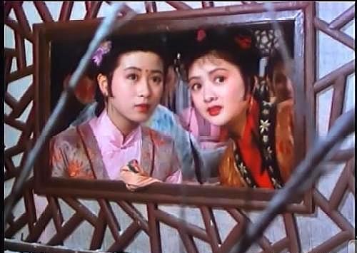 北京電影製片廠也拍過一部紅樓夢於1989年上映