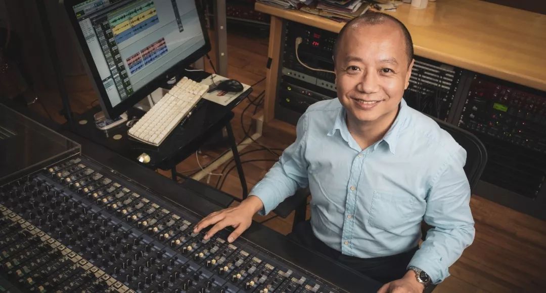 杨震星海音乐厅首席录音师《清早,在音乐中苏醒》星海音乐厅战略运营