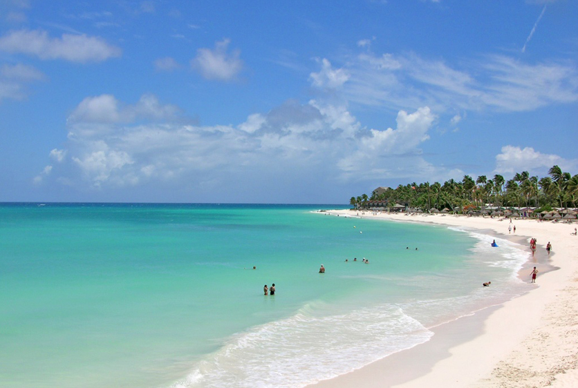 意大利海滩惊现偷沙夫妻档这些奇葩法规你惹不起