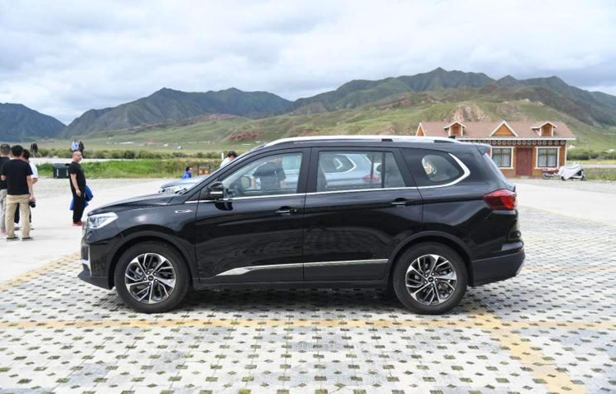 预售888万起swm斯威g05成都车展上市