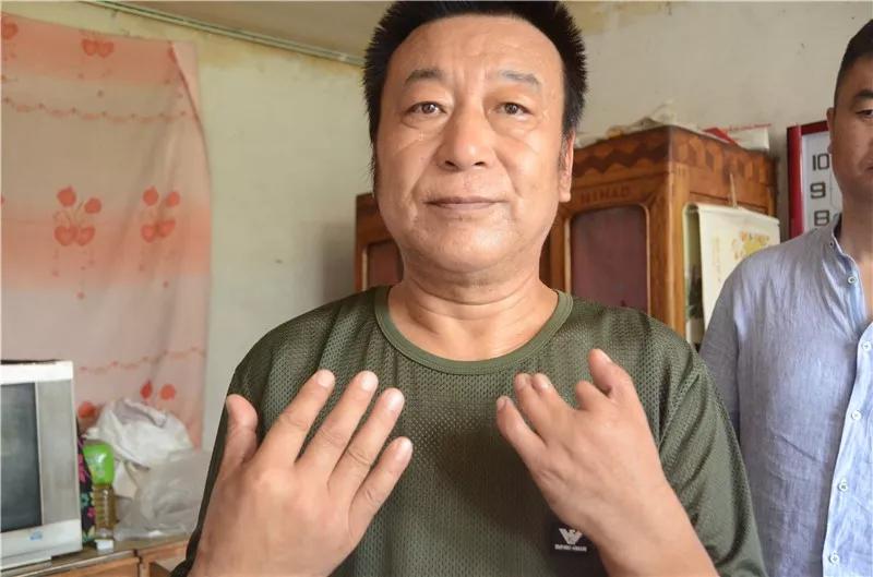 扶贫慈善发扬无我精神利乐有情清水慈善为庄河市明阳镇端送爱心物资