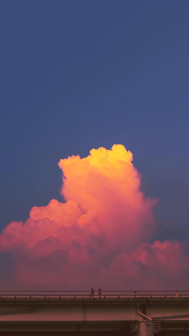 壁纸闲来与你立黄昏灶前笑问粥可温