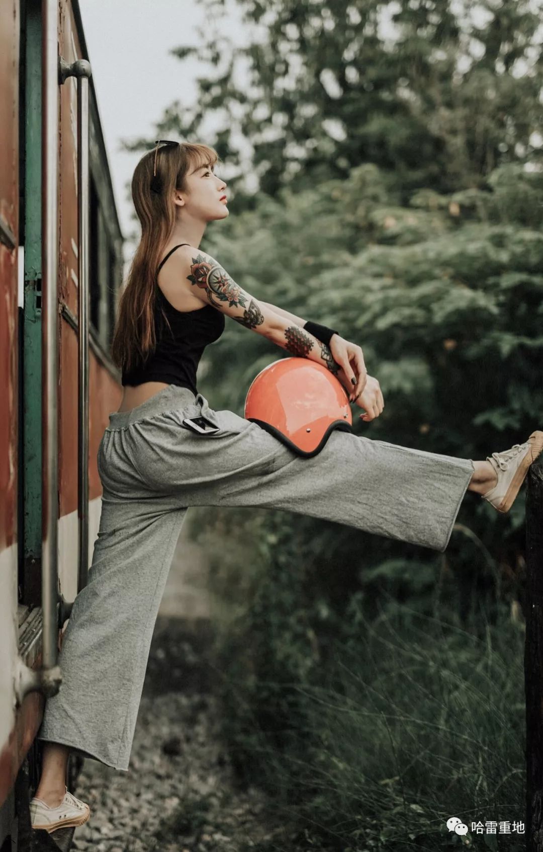 骑哈雷的小姐姐最酷