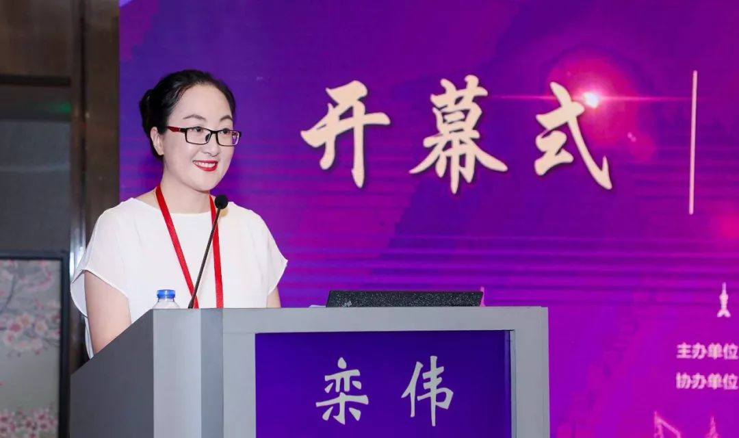 仁济医院南院风湿科执行主任叶霜及来自北京,上海,江苏,云南以及宝岛