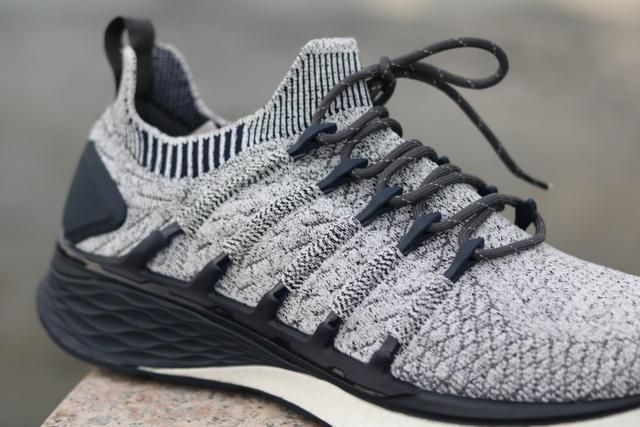 融入黑科技的米家运动鞋3,小米越来越会玩了