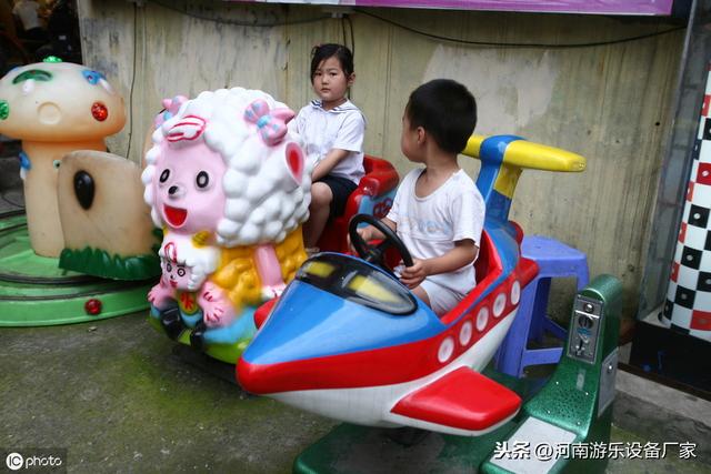 游乐设备厂家告诉你摇摆车的乘坐安全须知