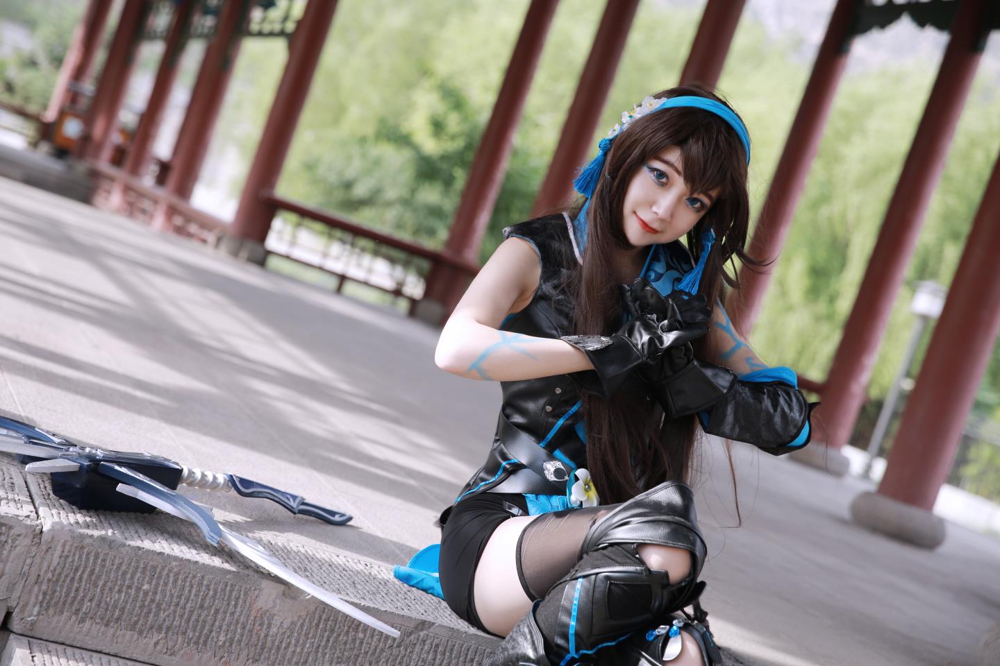 剑网三燕云炮萝cos,蜀中唐门诡秘莫测,清丽笑容却是一眼可见