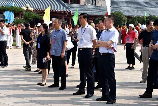 郑州市领导在登调研少数民族运动会筹备工作登封迎宾式预演图片大全
