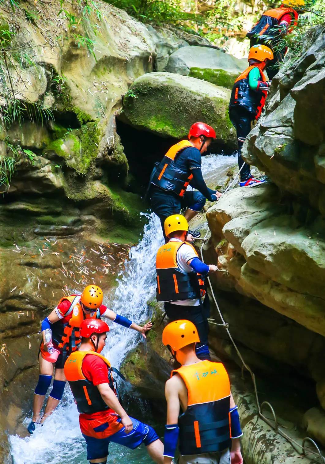 "秋老虎"来袭,来金刀峡跳进20℃的冰凉里!