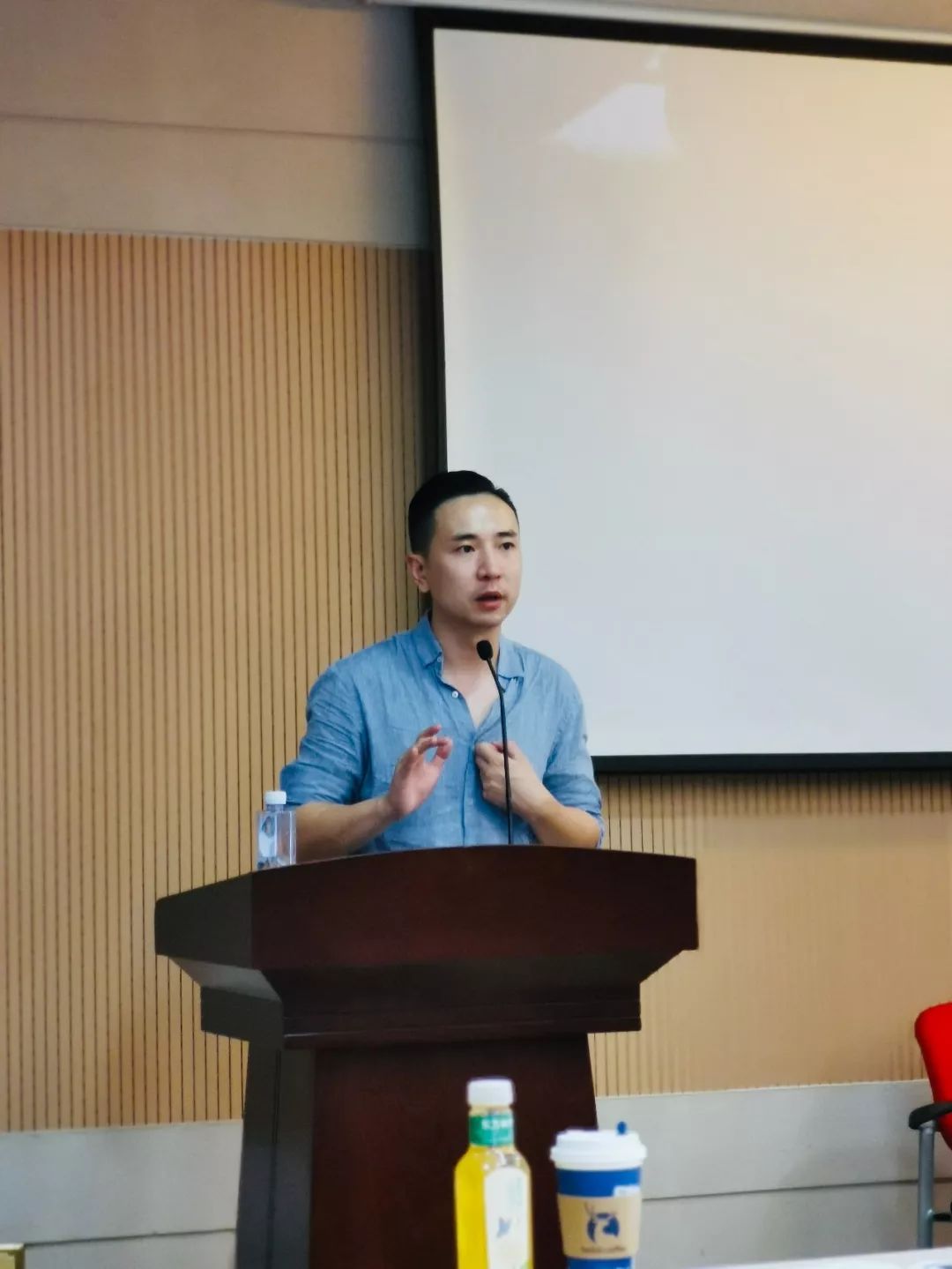 导师车唯授课导师吴可畏指导排练导师王一凡指导排练导师李强指导排练