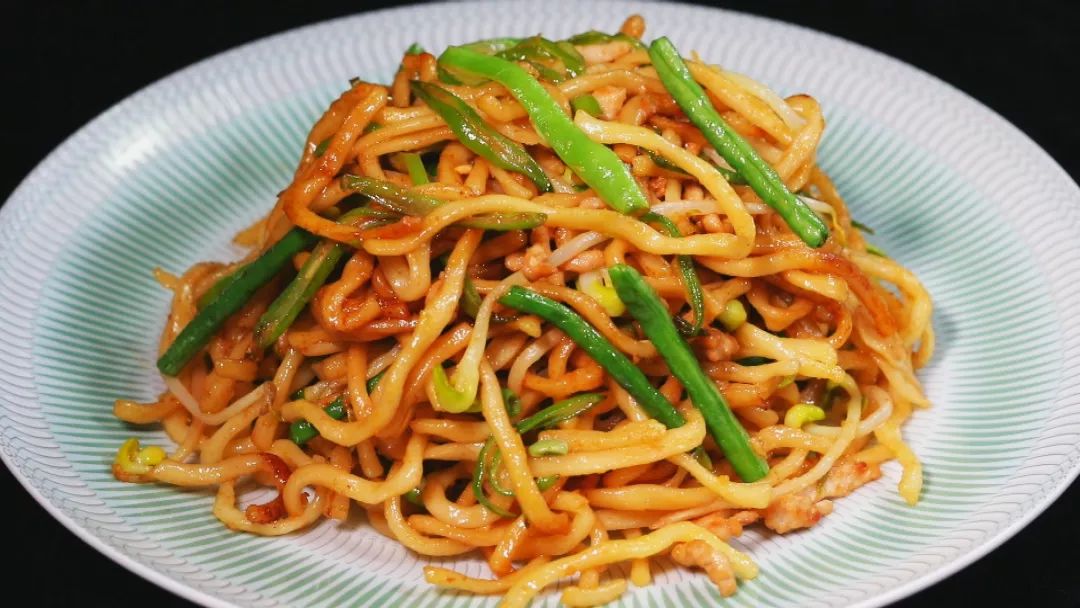 【养生厨房】今日播出《调和五脏 健脾补肾—五豆炒面》