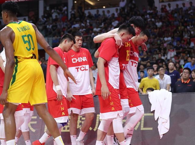 原创郭少半场20分周琦受伤中国遭巴西逆转一顽疾仍在总体可圈可点