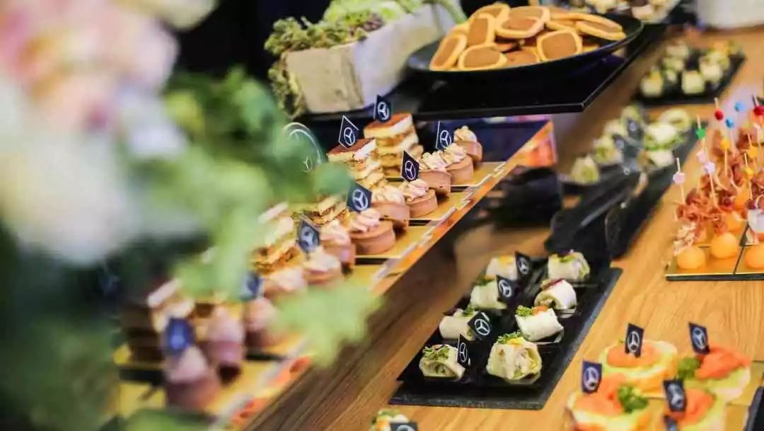 招募| 智者,大成-2019梅赛德斯-奔驰e级车产品体验火热招募中