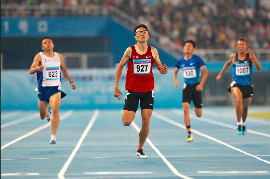 46秒87上海飞人吴磊夺得田径总决赛400米冠军他排今年全国第一