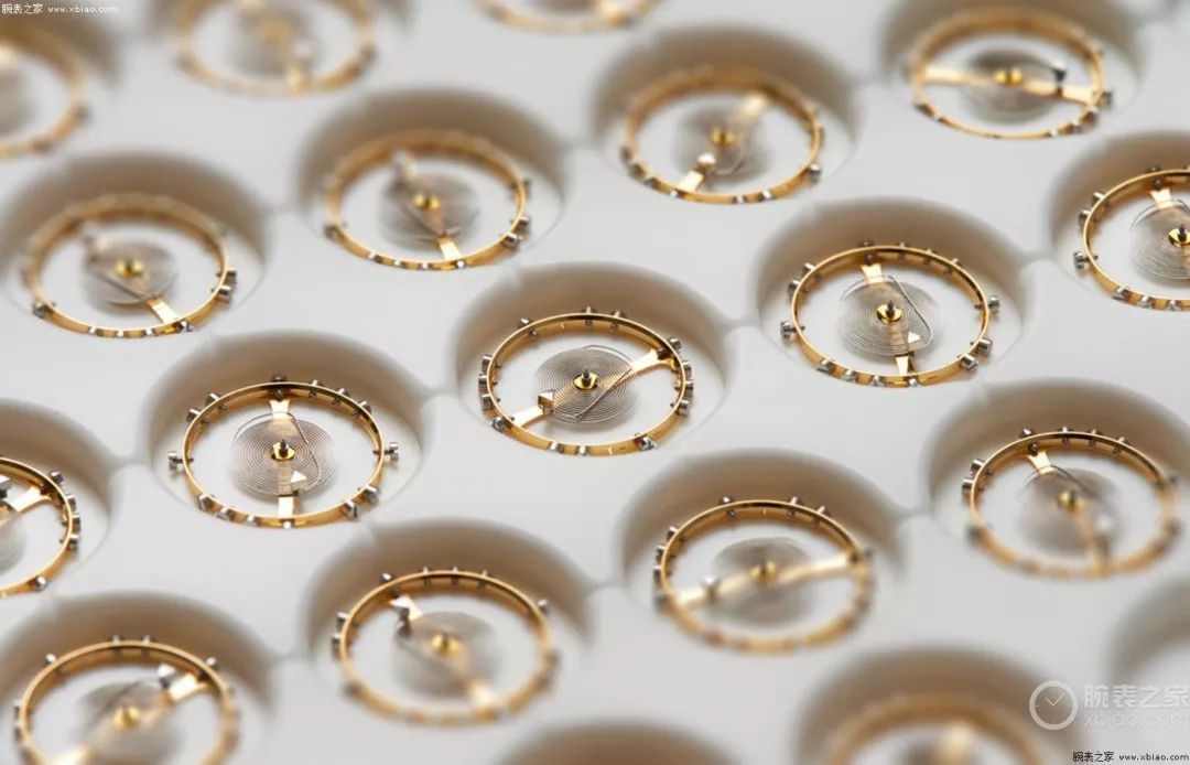 名表放在保险柜会不会受磁