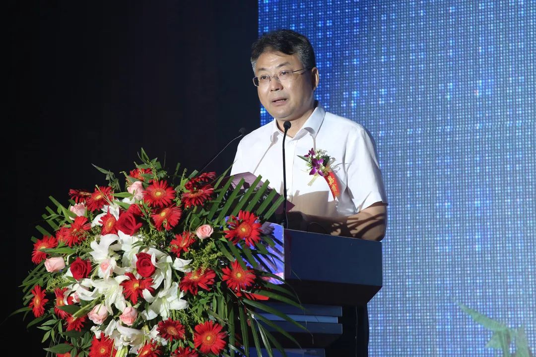 新华阿里云校企联盟人才共建发布会暨百家名企实战项目