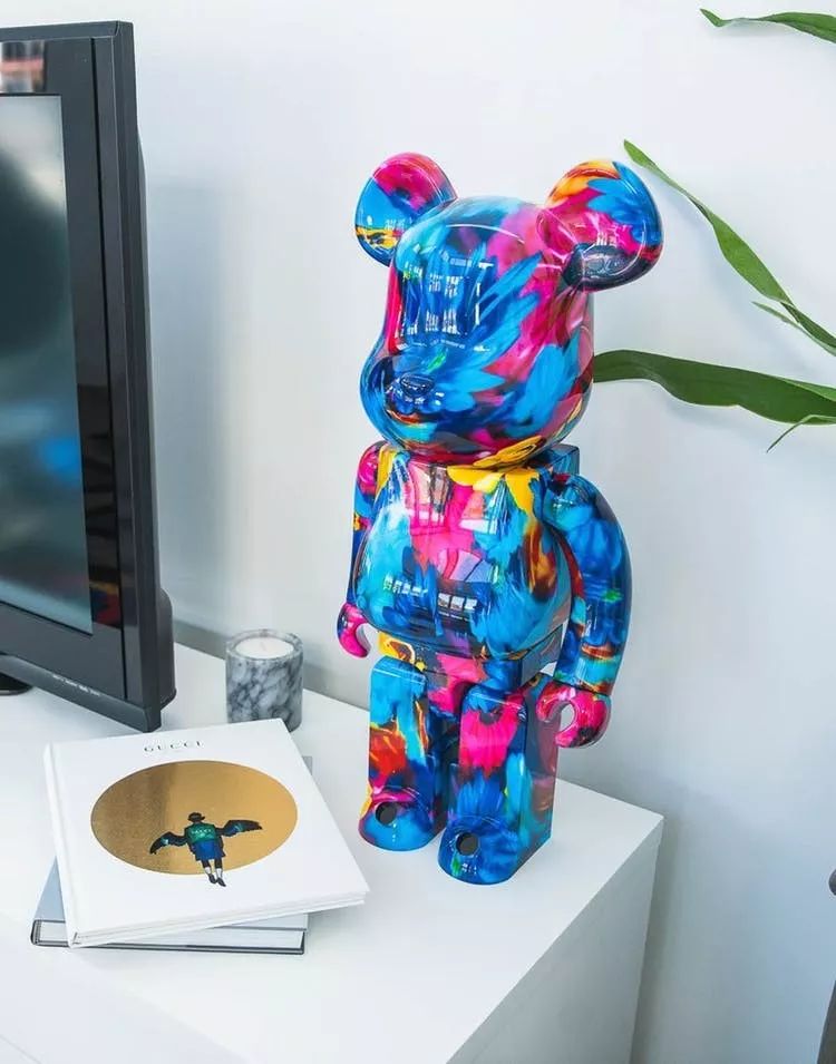 比起be@rbrick,这只熊才是潮圈鼻祖!