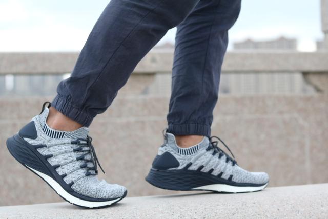 融入黑科技的米家运动鞋3,小米越来越会玩了