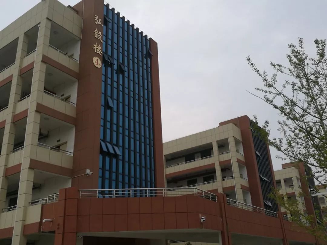 襄阳三中2019级新生入学流程