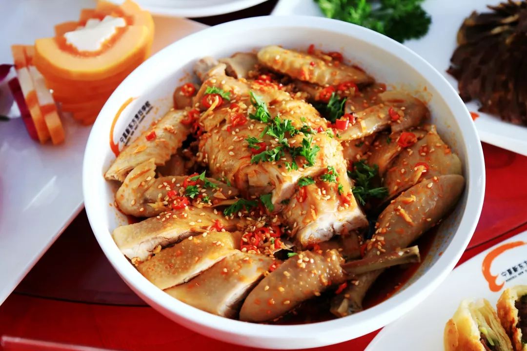 宁夏新东方烹饪学校清真菜宴席创意大赛盛大开启