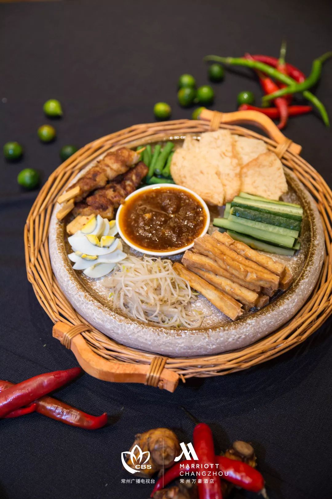 前方刮来一阵带着福利的南洋风味,是"娘惹"菜系没错了!