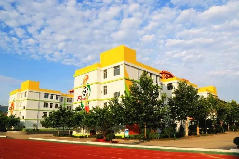 校园动态新学期新变化环山小学更美啦