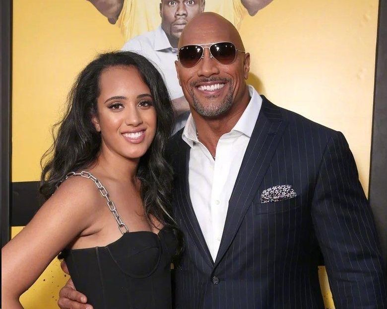 这是强森的第二段婚姻, 此前他与前妻丹尼·加西亚(强森的经纪人,两人