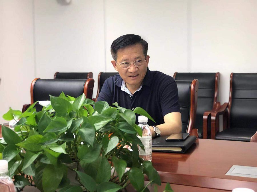 中国医师协会会长张雁灵 李凌宇/摄关键词青年医生 / 医学人文 / 医师