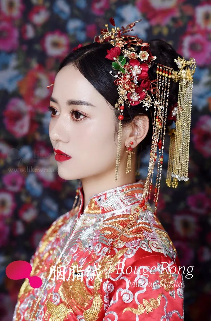 婚礼当天仪式,出门,敬酒造型,美得令人心动!