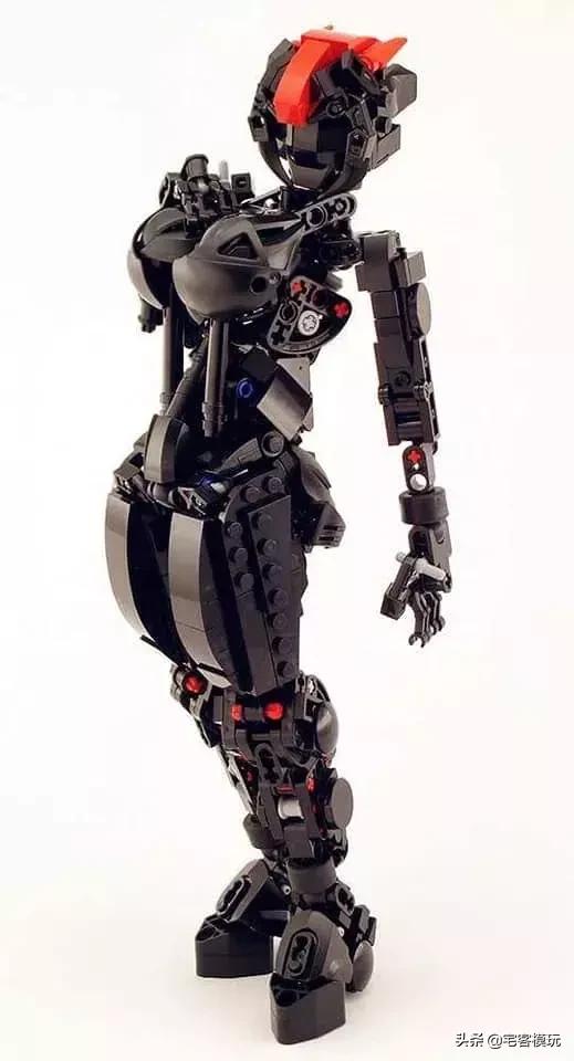 小编语:简直颠覆了3观,人来呀,给我来12套乐高!