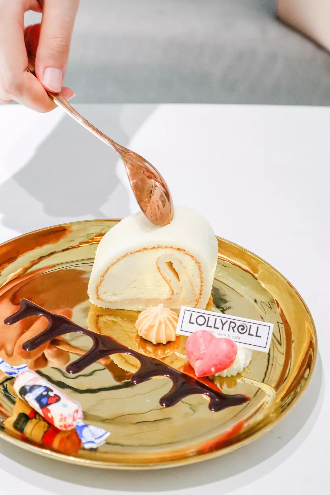 彻底输在通州万达的复式甜品店里!